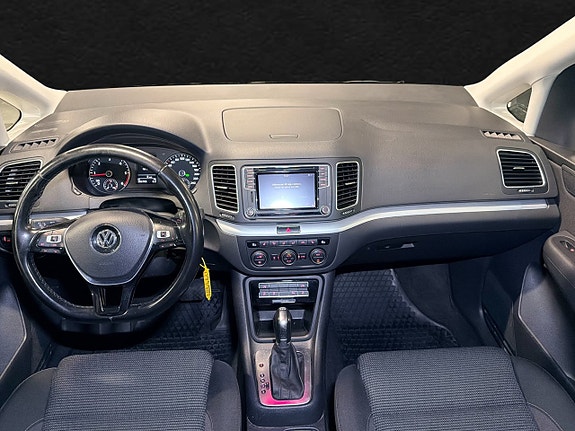 Volkswagen Sharan 13 of 24