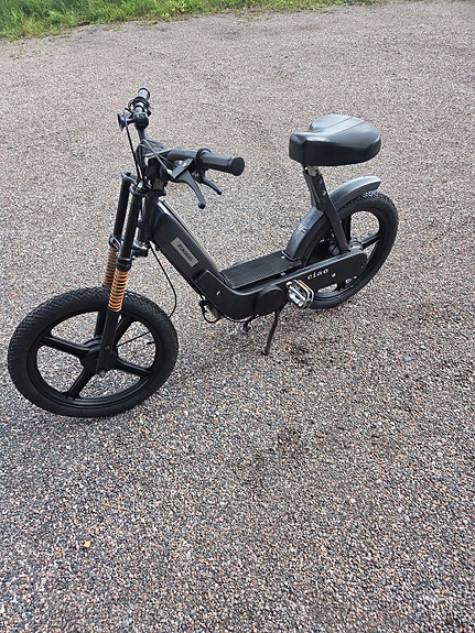 Piaggio 3 of 4