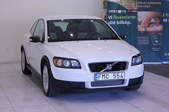 Volvo C30 4 of 22