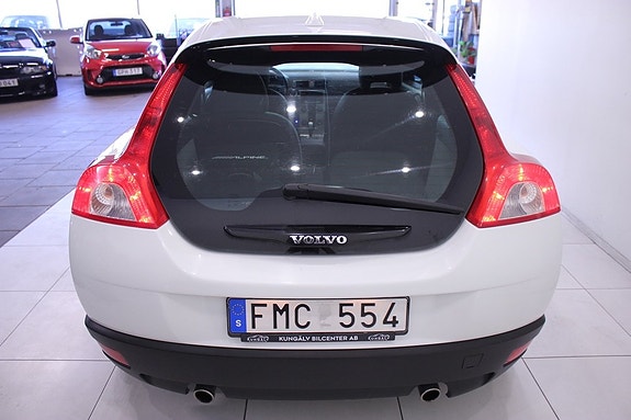 Volvo C30 7 of 22