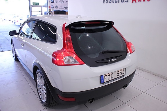Volvo C30 6 of 22