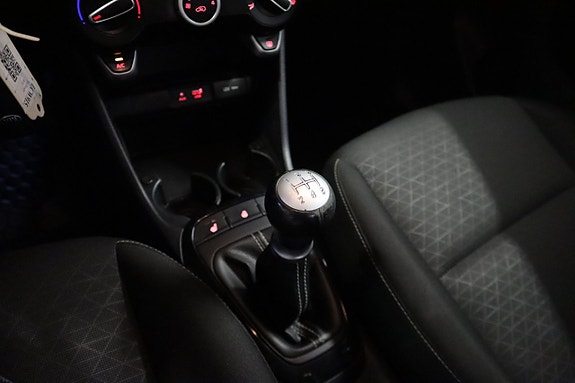 Kia Picanto 17 of 23