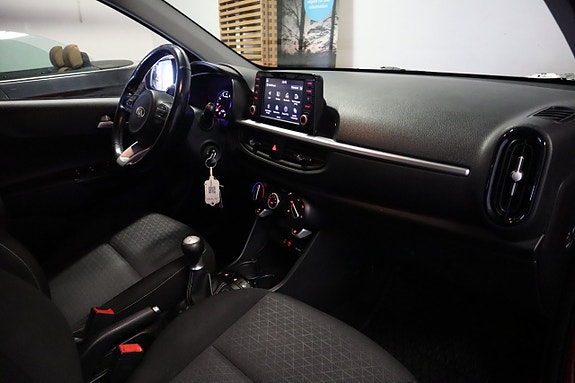 Kia Picanto 10 of 23
