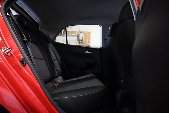 Kia Picanto 12 of 23