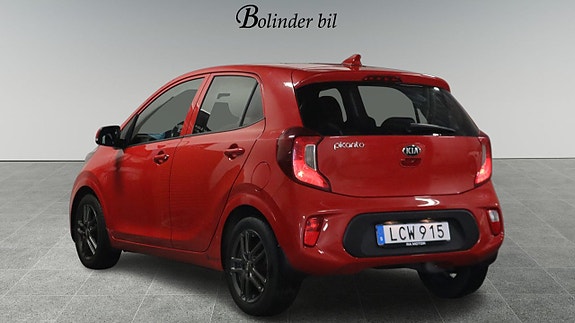 Kia Picanto 4 of 23