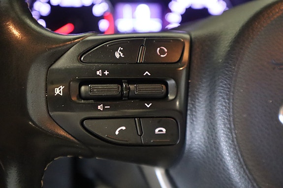 Kia Picanto 16 of 23