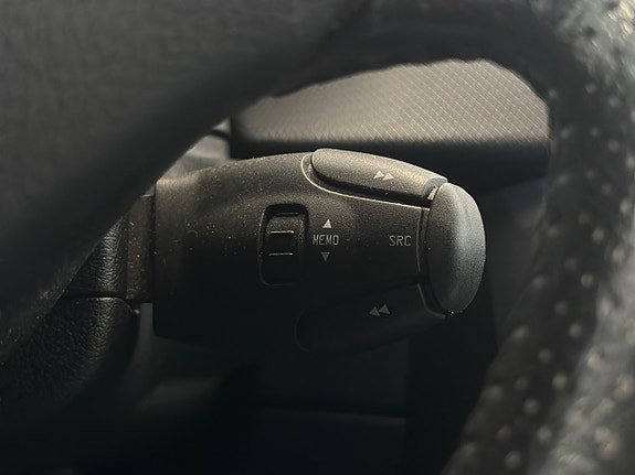 Peugeot 207 15 of 21
