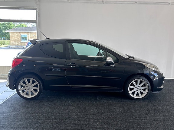 Peugeot 207 6 of 21