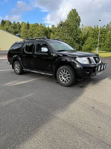 Nissan Navara 2 of 4
