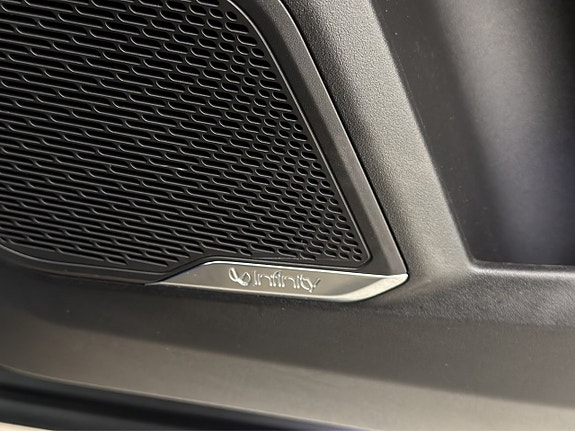 Lynk & Co 01 16 of 30
