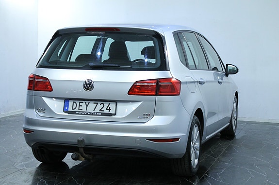 Volkswagen Golf Sportsvan 7 of 13