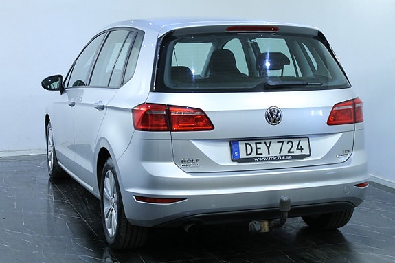 Volkswagen Golf Sportsvan 5 of 13