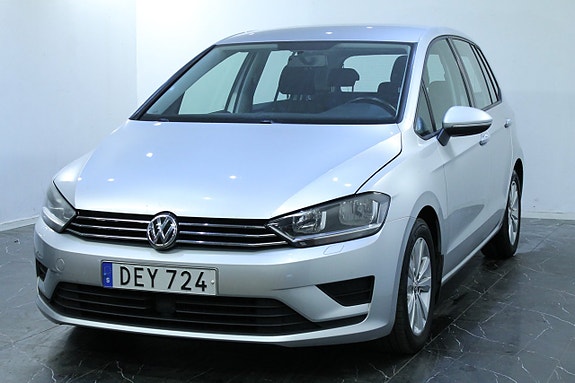 Volkswagen Golf Sportsvan 4 of 13