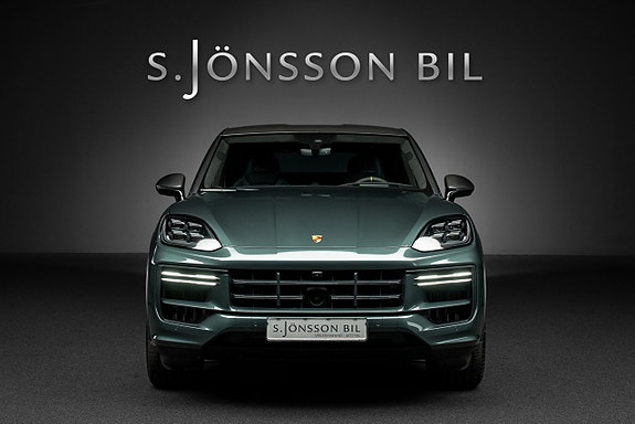 Porsche Cayenne 7 of 27