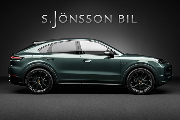 Porsche Cayenne 2 of 27