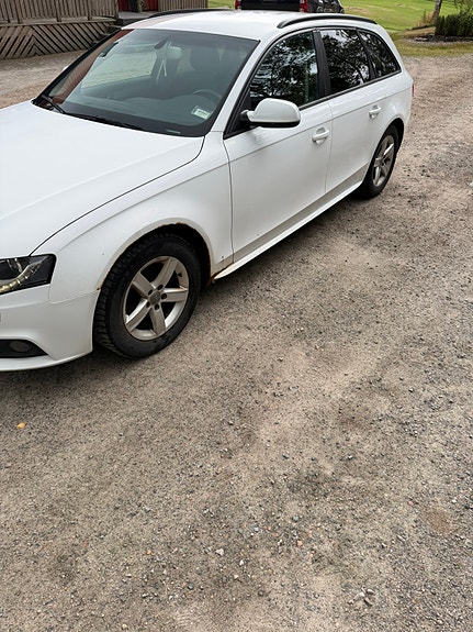 Audi A4 2 of 6