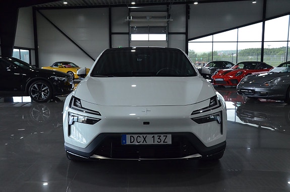 Polestar 4 2 of 20