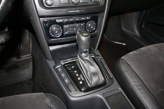 Skoda Superb 17 of 24