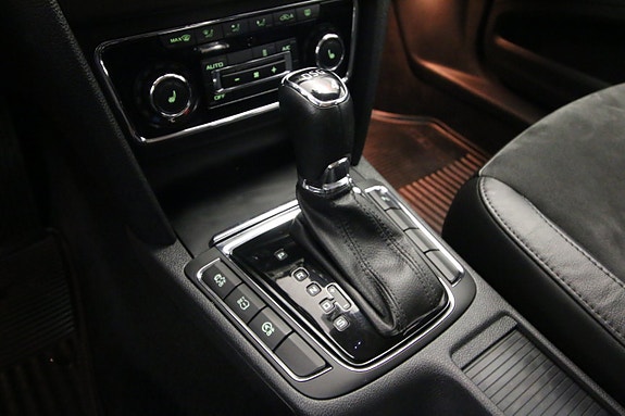Skoda Superb 16 of 24