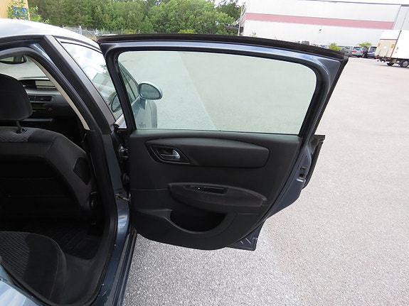 Citroen C4 17 of 17