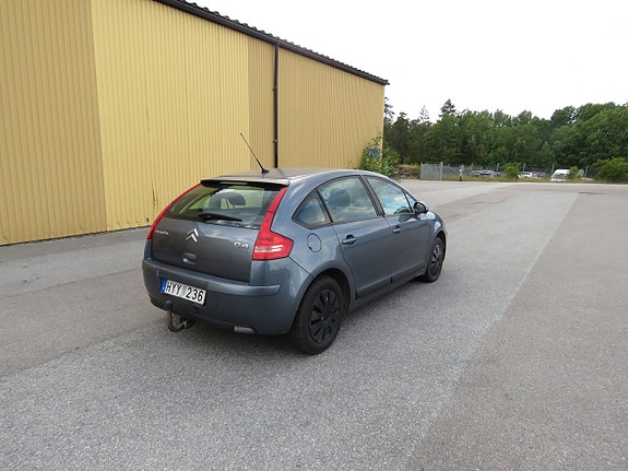 Citroen C4 6 of 17