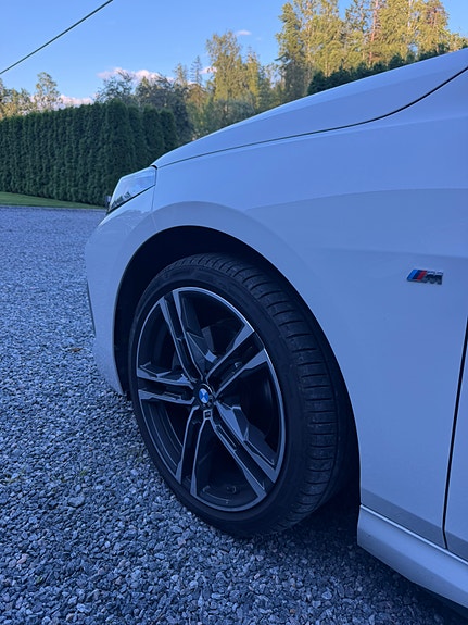 BMW 218i 7 of 9