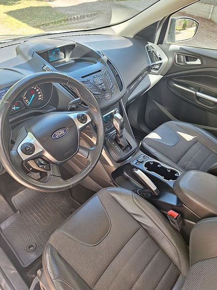 Ford Kuga 4 of 7