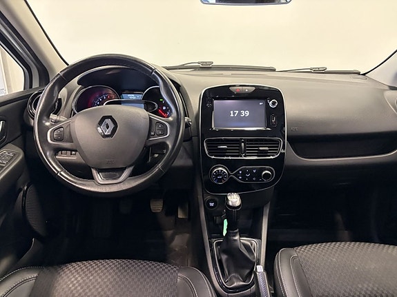 Renault Clio 11 of 18