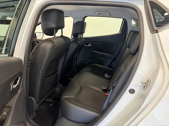 Renault Clio 10 of 18