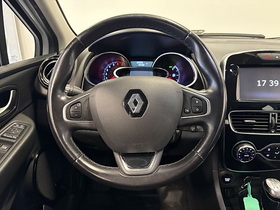 Renault Clio 12 of 18