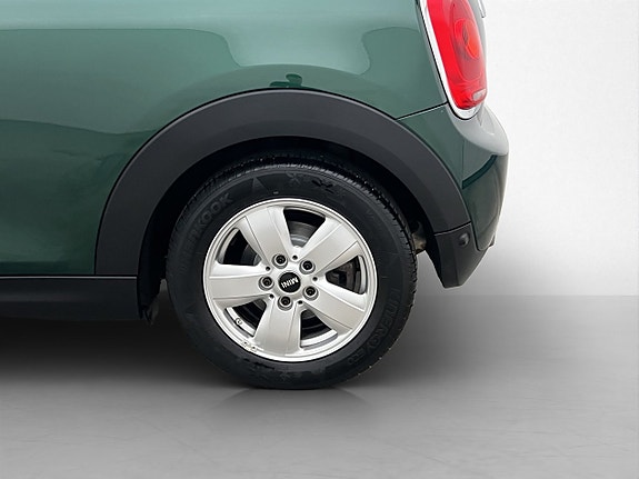 MINI Cooper 21 of 21