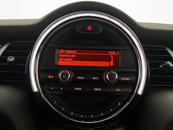MINI Cooper 12 of 21