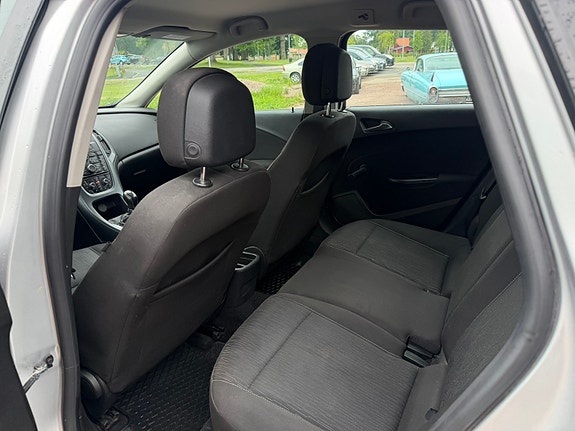Opel Astra 6 of 7