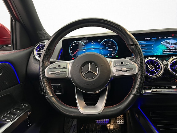 Mercedes-Benz GLB200 d 15 of 30