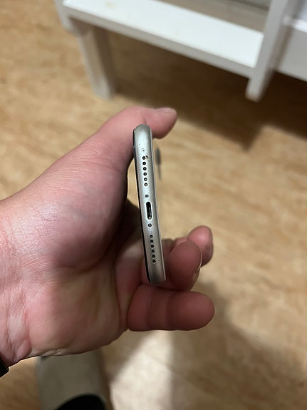 2 st iPhone 11 64 GB fullt fungerande. image 6