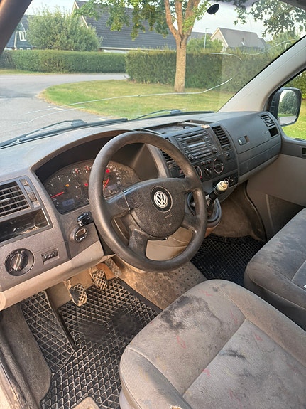 Volkswagen Transporter 7 of 7