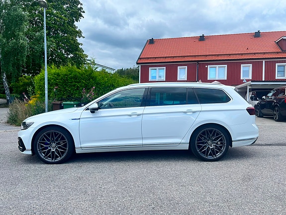 Volkswagen Passat 5 of 9