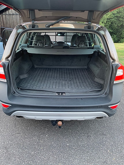 Volvo XC70 6 of 8