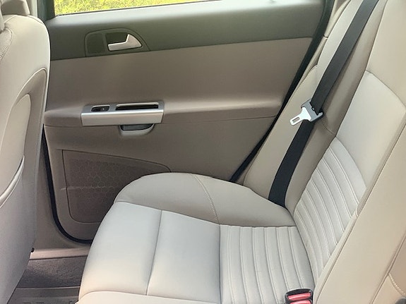 Volvo V50 9 of 9