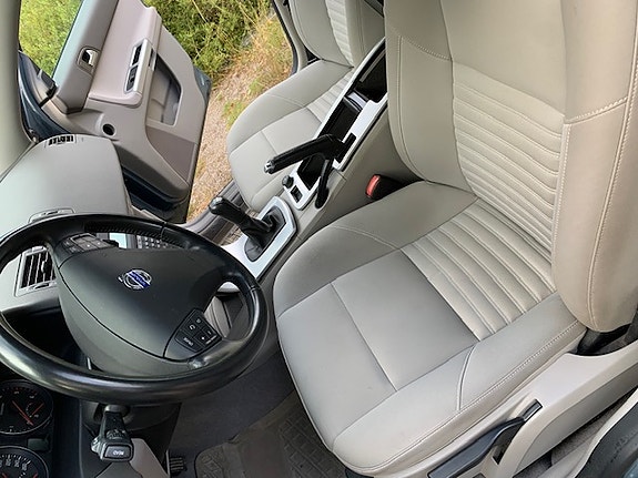 Volvo V50 6 of 9