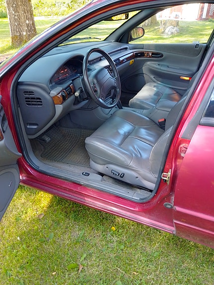 Chrysler Vision 5 of 7