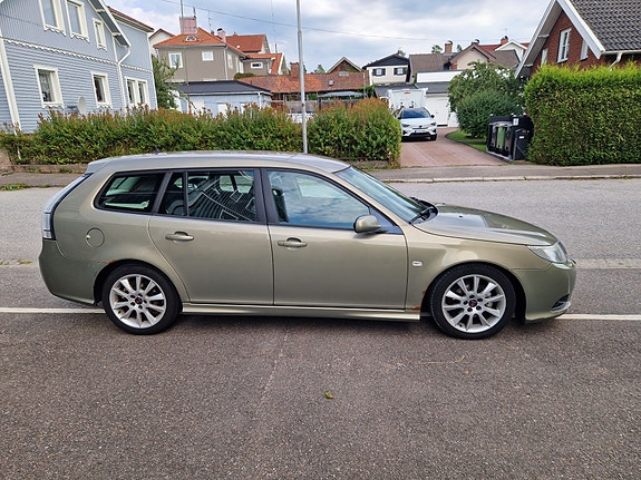 Saab 9-3 2 of 16
