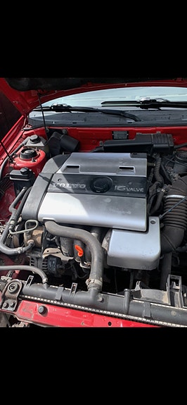 Volvo S40 2 of 5