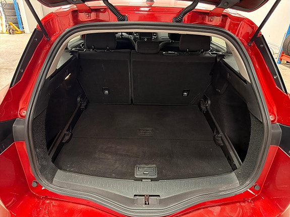 Renault Megane 26 of 27