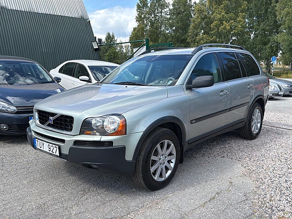 Volvo XC90 25 of 27