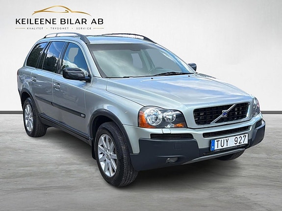 Volvo XC90 4 of 27