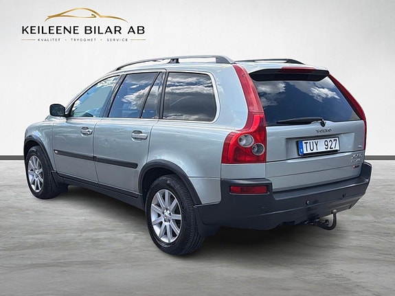 Volvo XC90 15 of 27