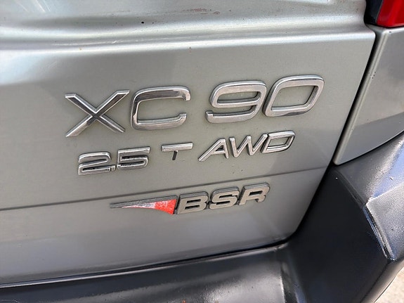 Volvo XC90 23 of 27