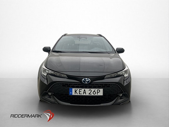 Toyota Corolla 2 of 28