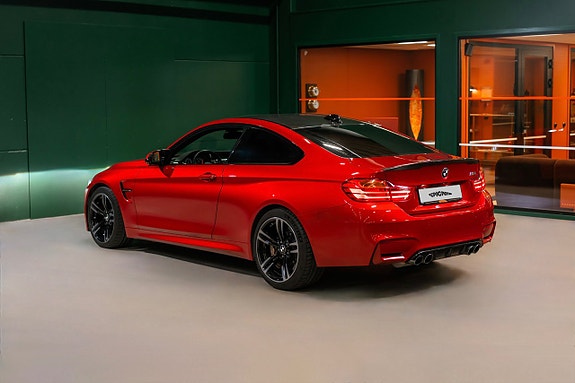 BMW M4 3 of 30
